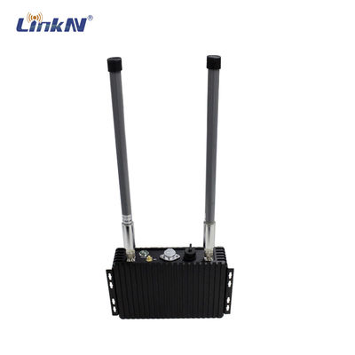 Sağlam IP66 Araca monte LTE CPE 400MHz / 600MHz / 1.4GHz / 1.8GHz AES Şifreleme 40dBm Yüksek güç